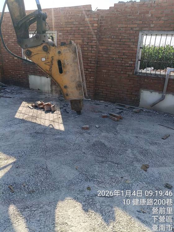 台南下營區挖基礎口