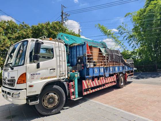 台南吊卡車