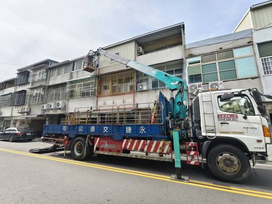 台南吊卡車