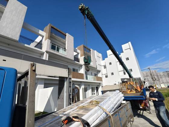 台南楠西區吊卡車