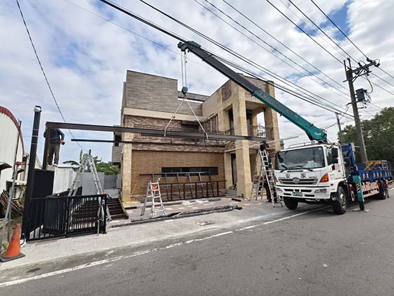 台南東山區吊卡車