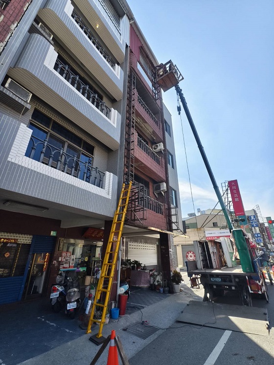 台南北區吊卡車