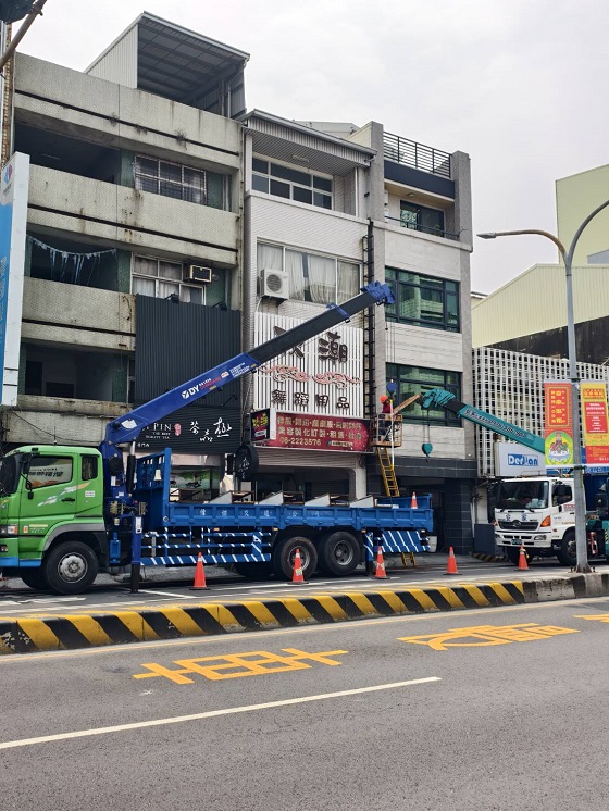 台南中西區吊卡車