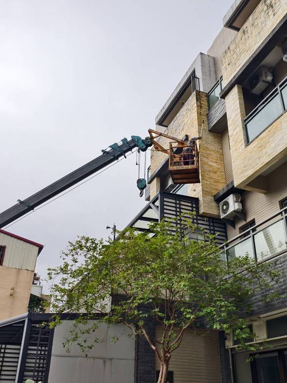 台南白河區吊籠作業