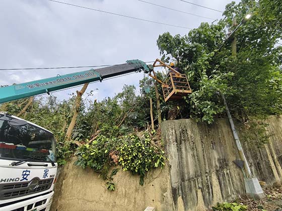 台南南化區吊籠作業